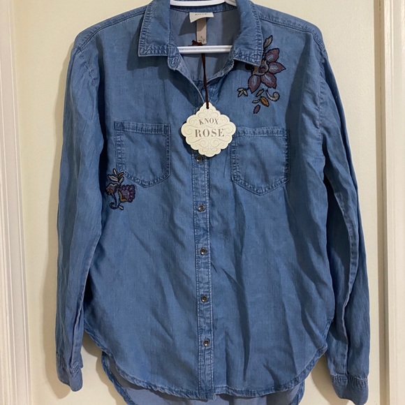 KNOX ROSE Long Sleeve  Button Down Denim Shirt Size S - Picture 2 of 15
